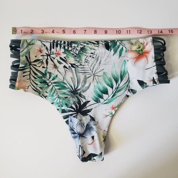 Tinibikini Swim Reversible Green White & Black Floral Botanical Bikini Swimsuit - Picture 9 of 12